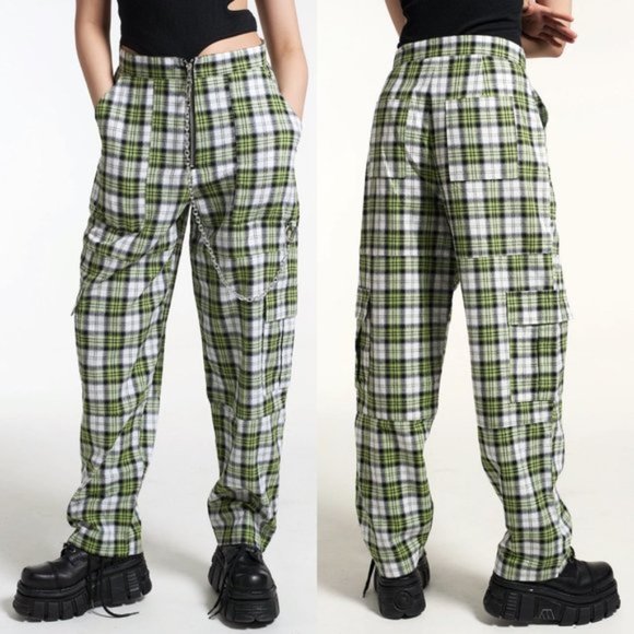 Ragged Priest Check Combat Granger Pants w/ Chain; Green, White, & Black Plaid - Picture 4 of 4
